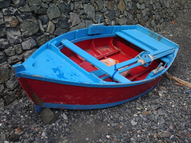 Blue Red Boat